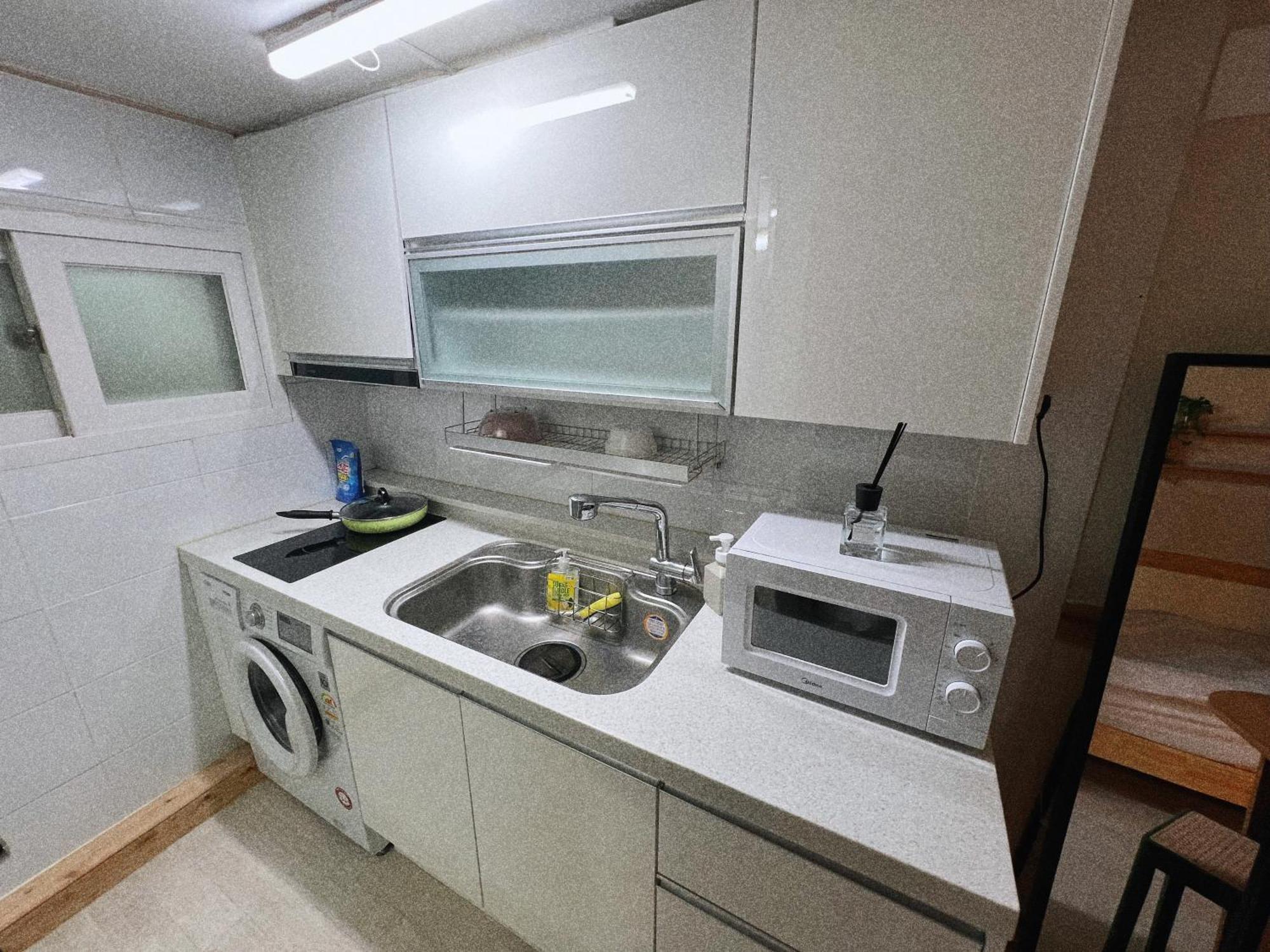 Jnineguesthouse ソウル特別市 エクステリア 写真